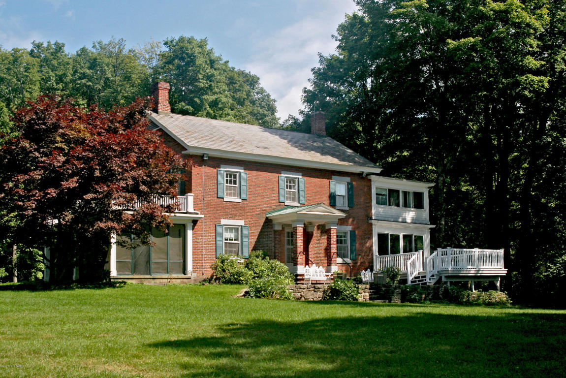 24 Shore Acres Road, Queensbury, NY Property Listing from DaviesDavies