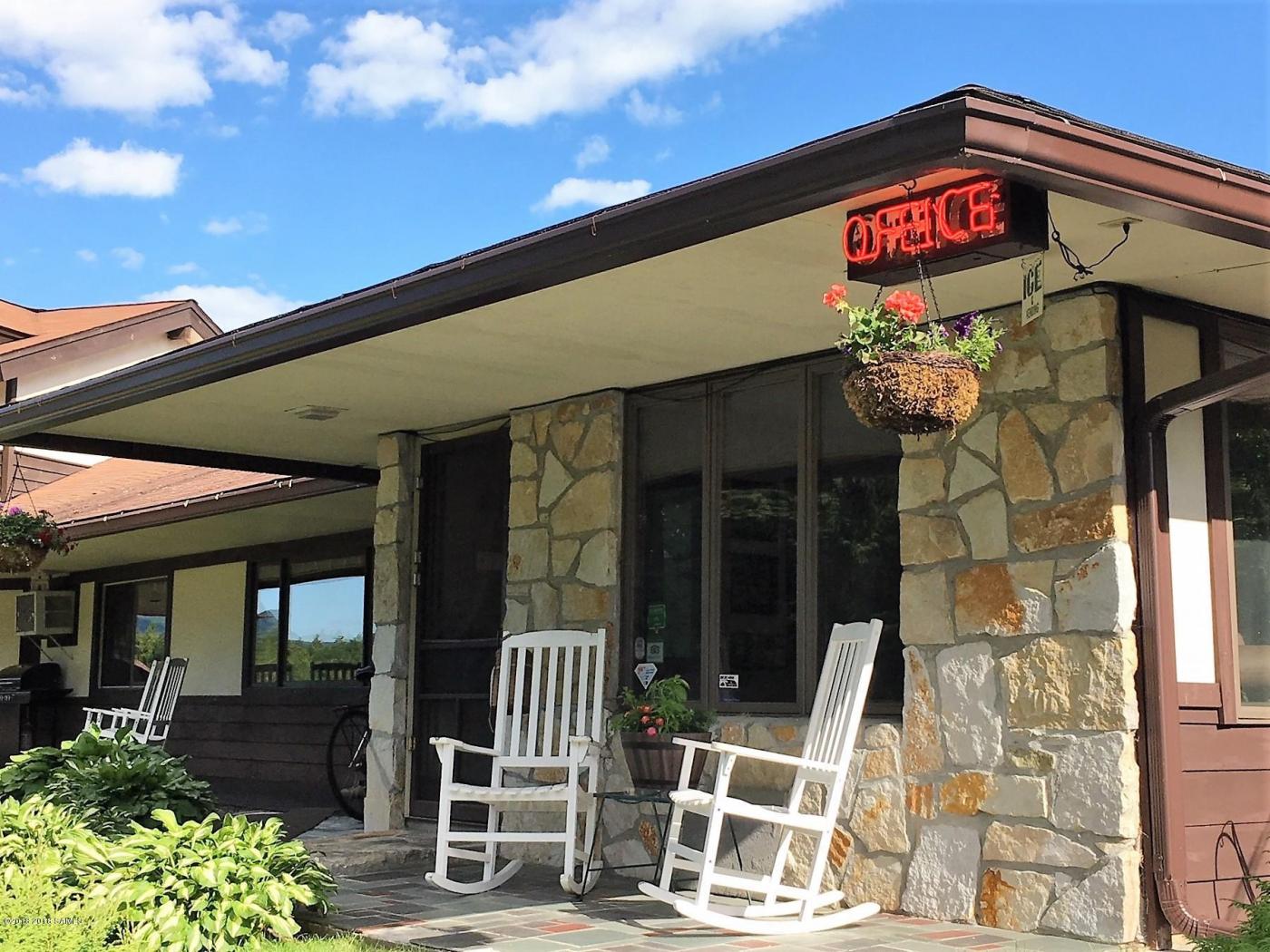 Lakefront Lake Resort in Bolton Landing Property Listing from